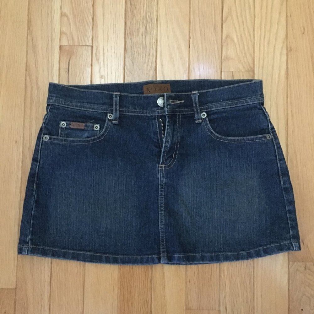 Vintage XOXO micro mini Jean Skirt with zippers on back pockets Size 3/4